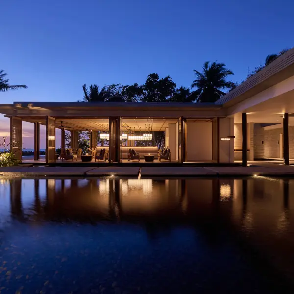 Alila Kothaifaru Maldives - Mirus Bar at Sunset
