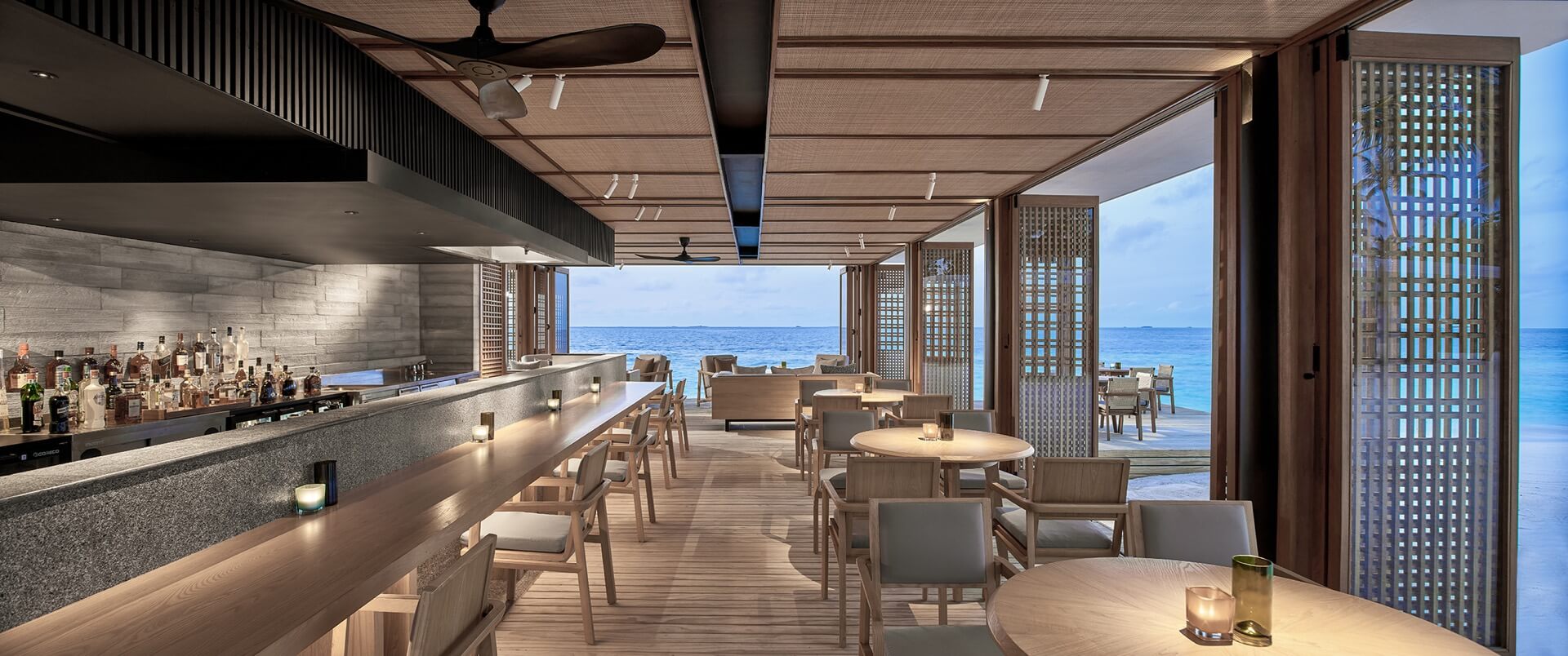 Alila Kothaifaru Maldives - Yakitori Bar Interior