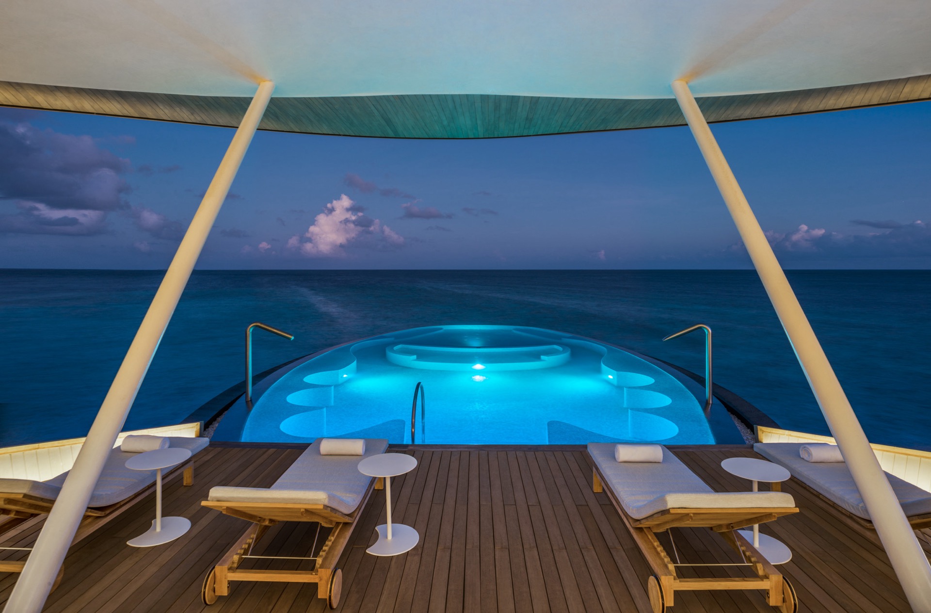 Blue Hole Hydrotherapy Pool at St. Regis Maldives