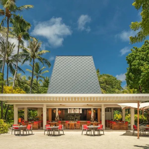 Kuda Villingili - East Restaurant Exterior