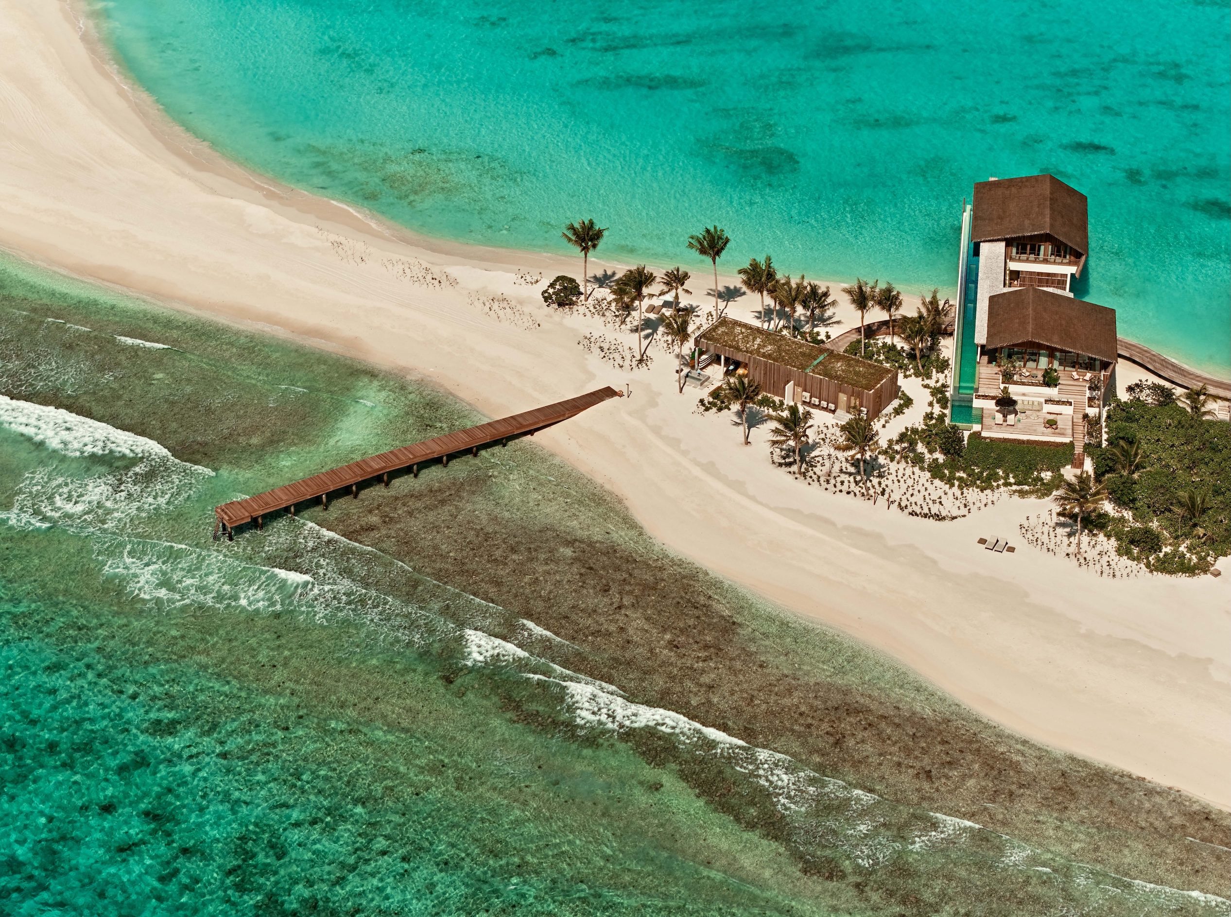 HERE - Four Bedroom Residence &  Watersports and Dive Center