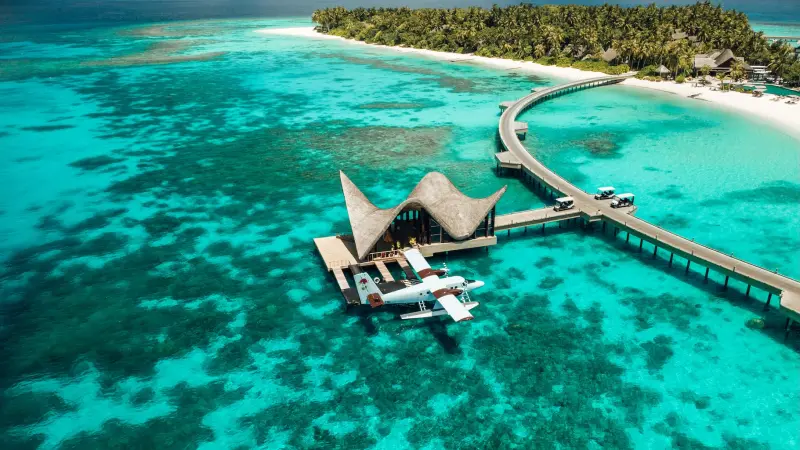 Joali_Seaplane