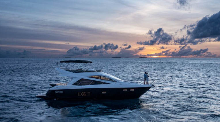 Nirvana Yacht at Anantara Veli Maldives
