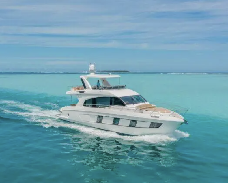 Rangali Rani Yacht at Conrad Maldives