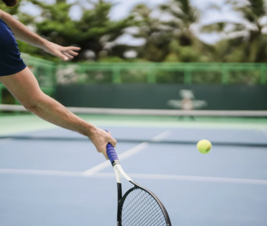 TENNIS & PADDLE Court