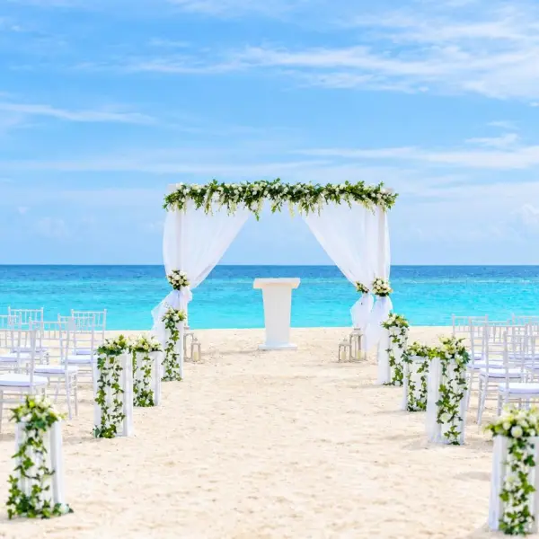 Wedding Ceremonies at Hilton Maldives Amingiri
