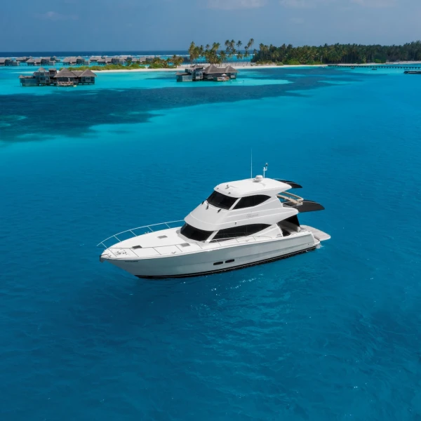 Yacht at Gili Lankanfushi