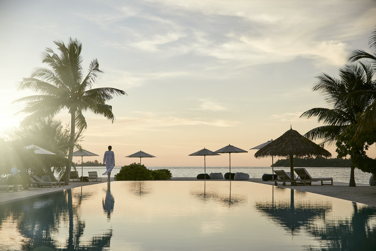 COMO Cocoa Island Poolside at Sunset