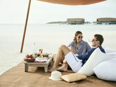 COMO Cocoa Island Sandbank Picnic