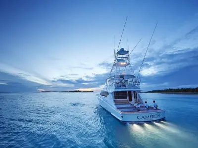 COMO Maalifushi Cameron Yacht