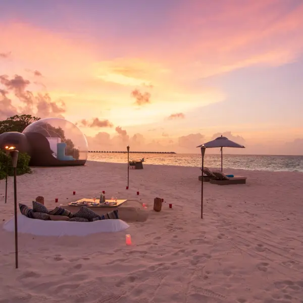 Beach Bubble Sunset Finolhu Baa Atoll Maldives
