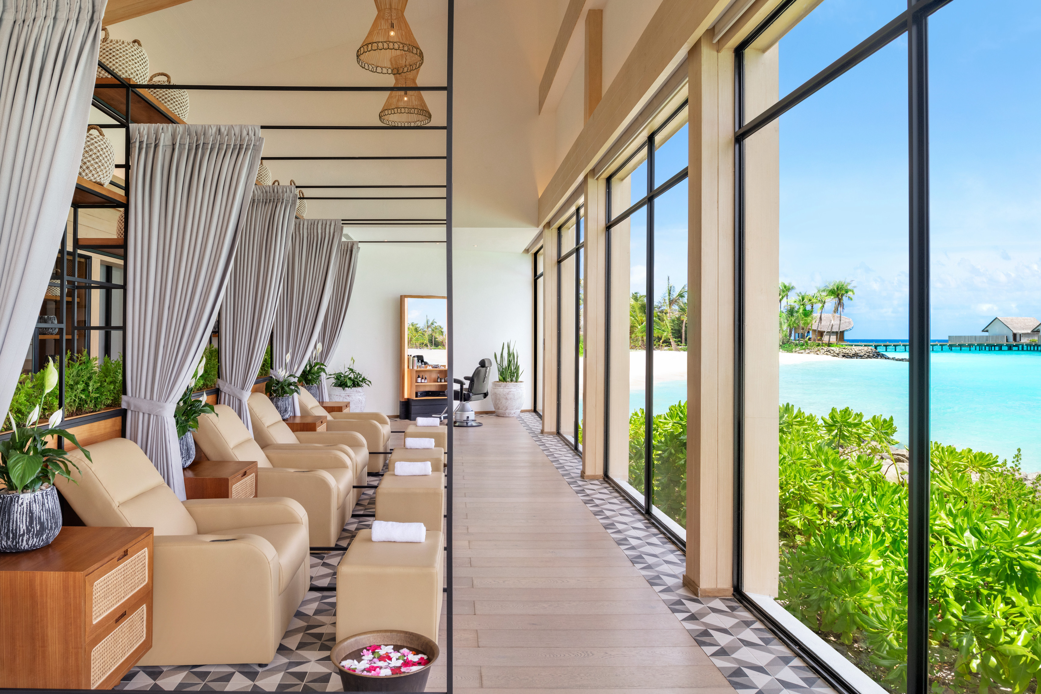 Salon - Hilton Maldives Amingiri Resort & Spa