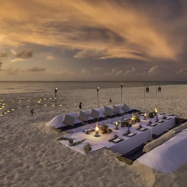 Hurawalhi Island Resort Dream Island Dinner
