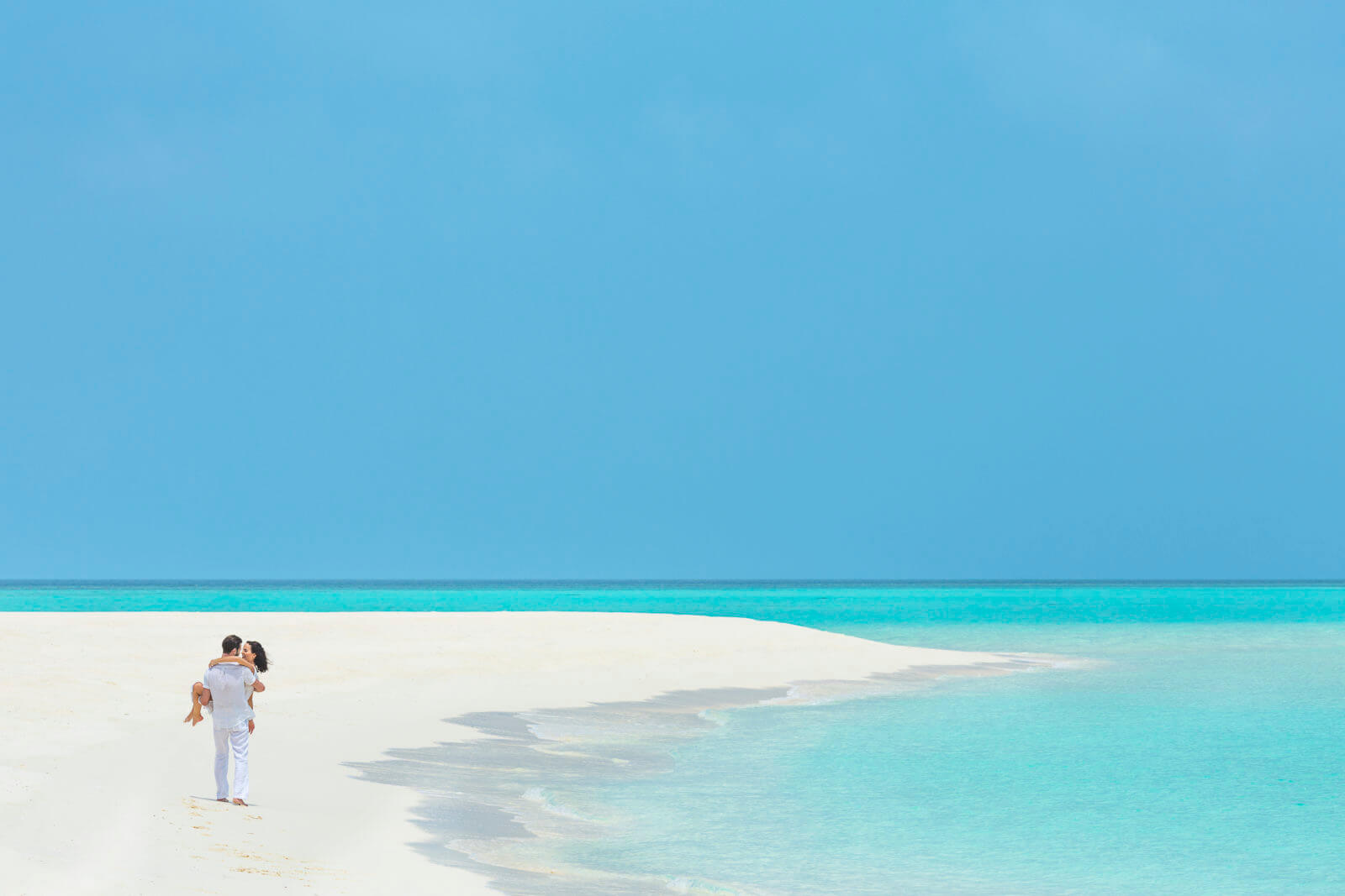 Hurawalhi Island Resort Beach