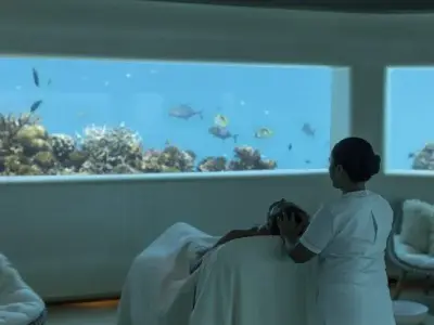 Huvafen Fushi Maldives - Underwater Spa
