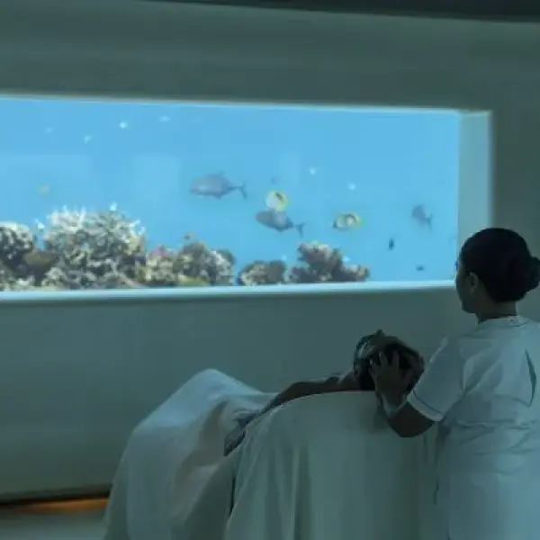 Huvafen Fushi Maldives - Underwater Spa