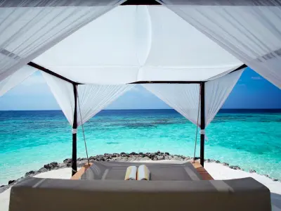 Huvafen Fushi Maldives - Rock Picnic