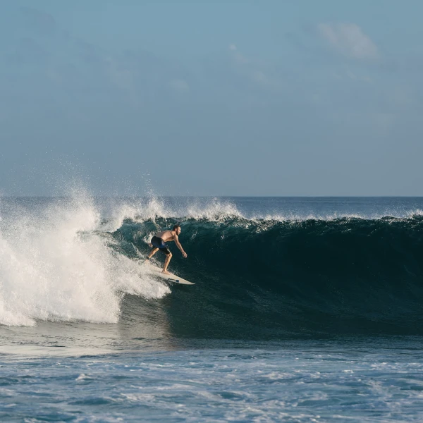 Kuda Villingili Resort Maldives - Surfing