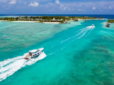 Kuda Villingili Resort Maldives - Yacht