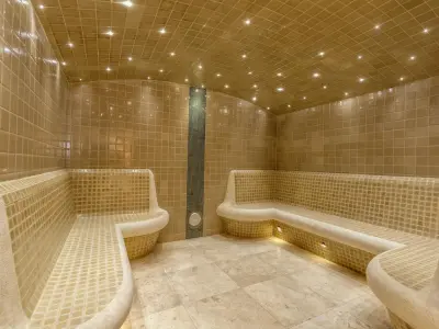 Kudadoo Private Island Steam Room Spa