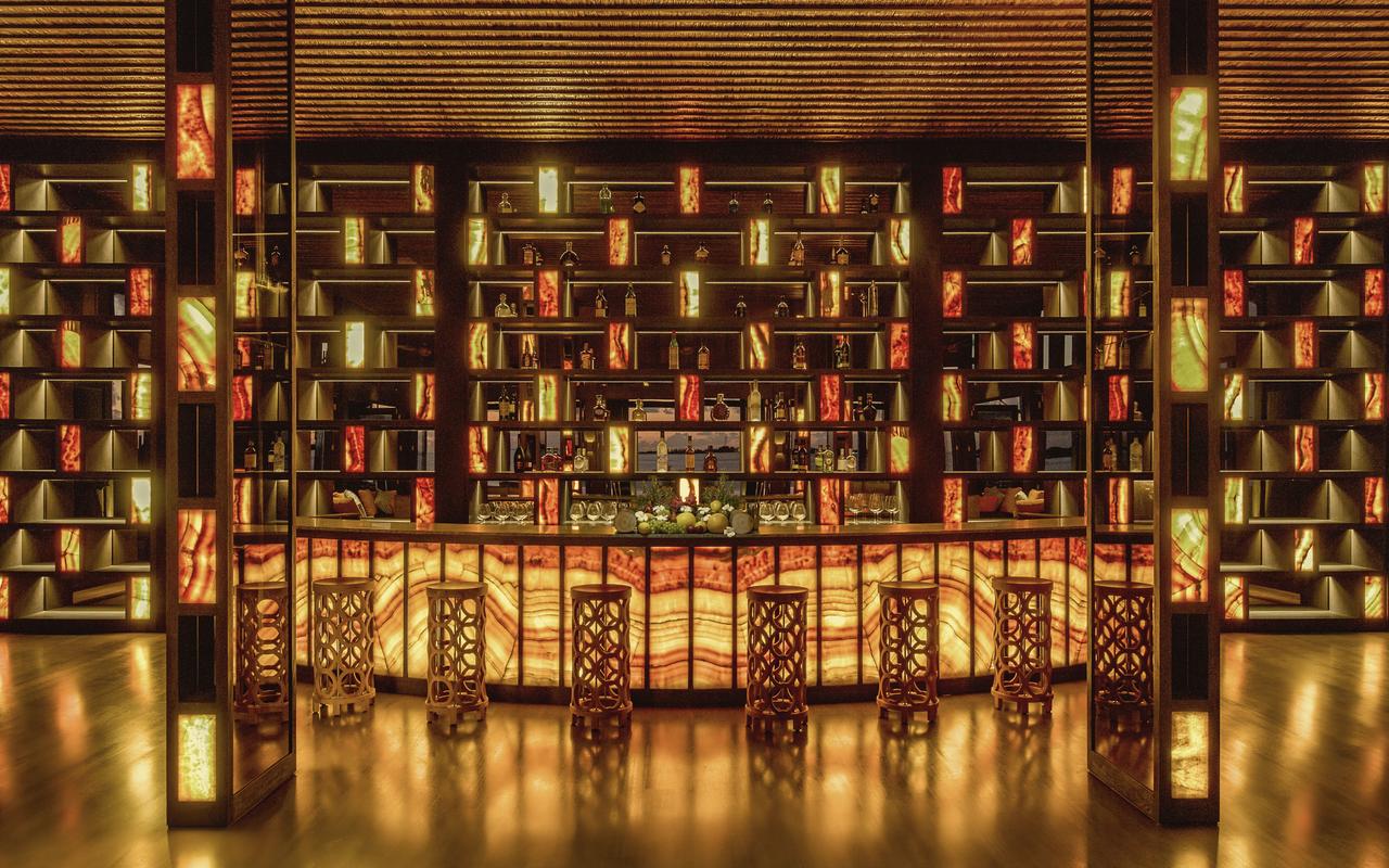 Kudadoo Private Island The Bar