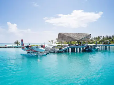 Arrival Jetty - Le Méridien Maldives Resort & Spa