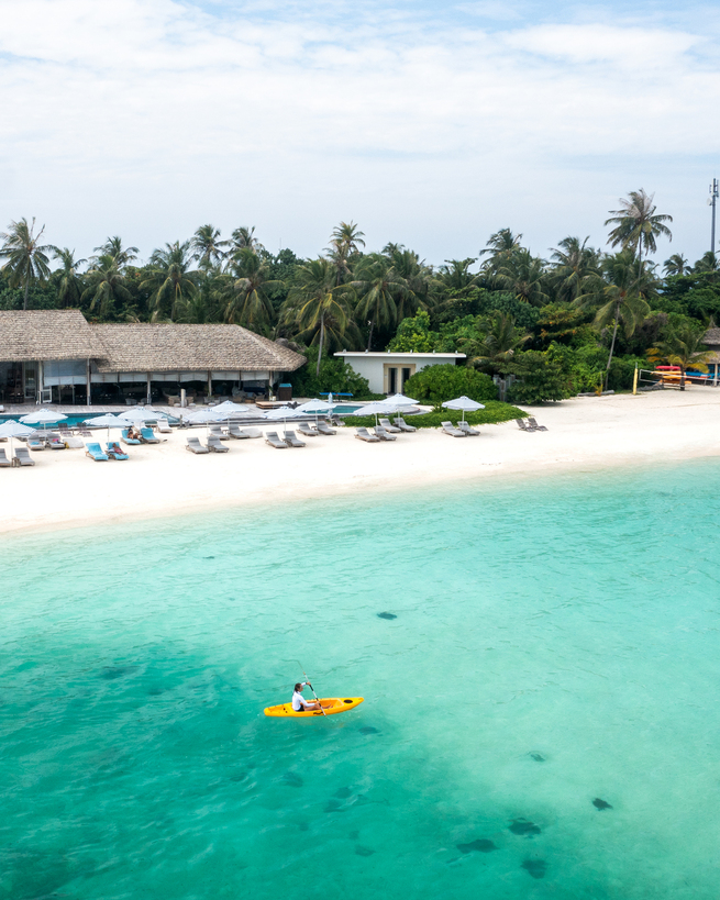 Glass Bottom Canoe - Le Méridien Maldives Resort & Spa