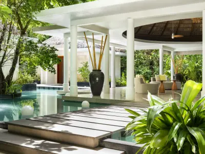 Niyama Private Islands Spa Entrance