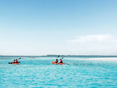 Nova Maldives - Canoe