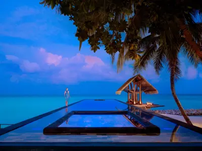 One & Only Reethi Rah - Pool