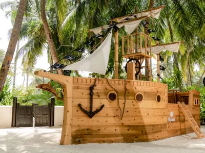 One & Only Reethi Rah - Kids Only Pirate Ship