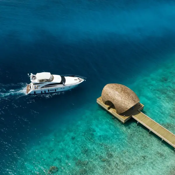 Arrival jetty Outrigger Maldives Maafushivaru