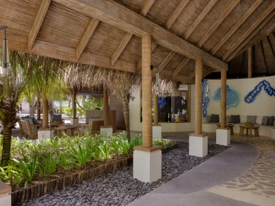 Six Senses Kanuhura - Deep Blue Dive Center