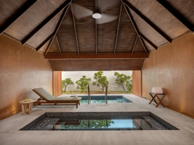 Six Senses Kanuhura - Hot & Cold Plunge Pool Spa
