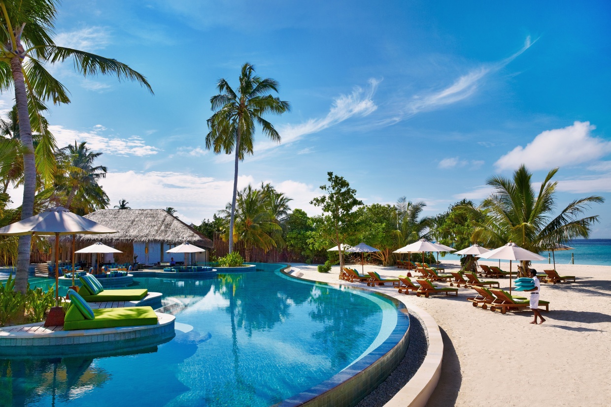 Six Senses Laamu Main Pool