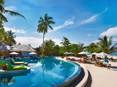Six Senses Laamu Main Pool