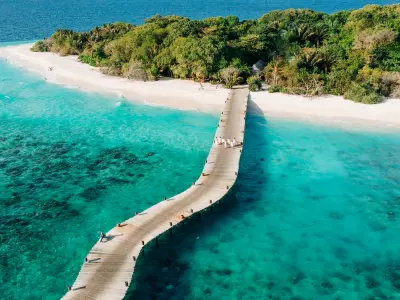 SONEVA FUSHI Aerial Out of the Blue