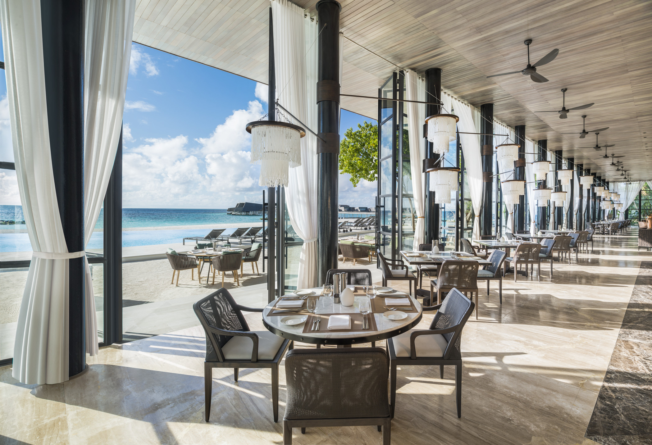St. Regis Maldives Vommuli  Alba Restaurant Outdoor