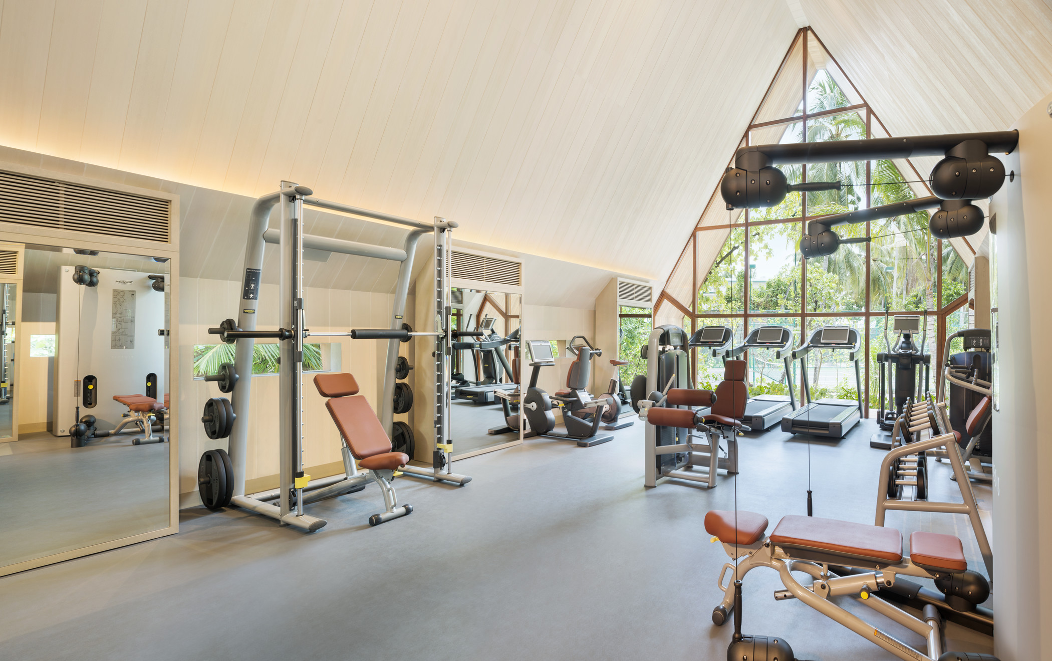 St. Regis Maldives Vommuli Gym