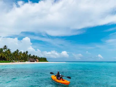 W Maldives - Watersports Kayak