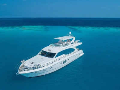 Majesty Yacht Waldorf Astoria Maldives Ithaafushi