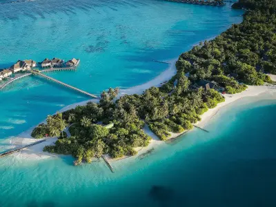 The Crescent Niyama Private Islands