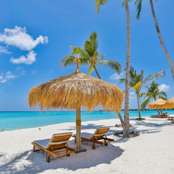 Beach Club Emerald Maldives Resort & Spa