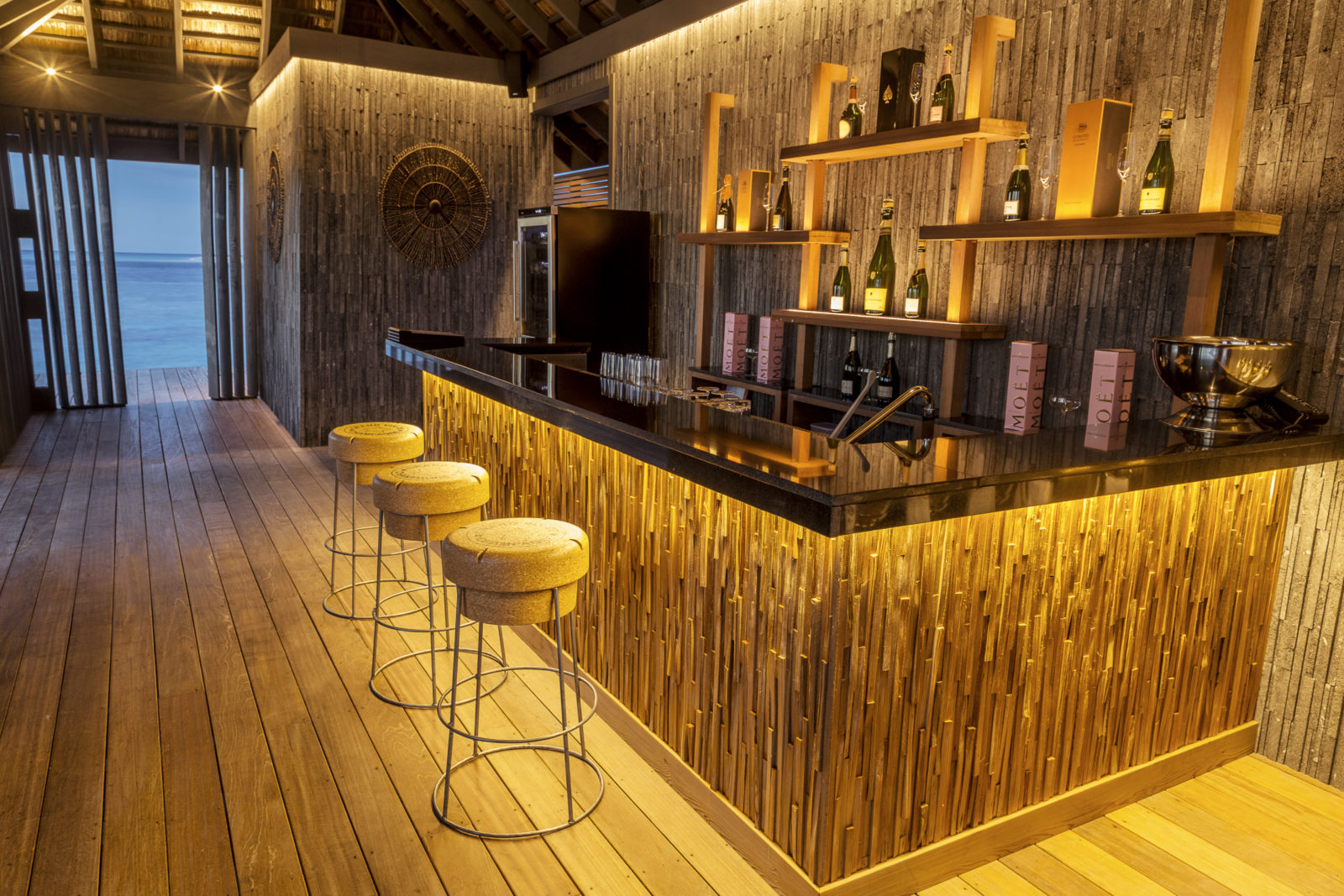 Hurawalhi Island Resort Champagne Pavillion