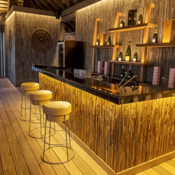 Hurawalhi Island Resort Champagne Pavillion