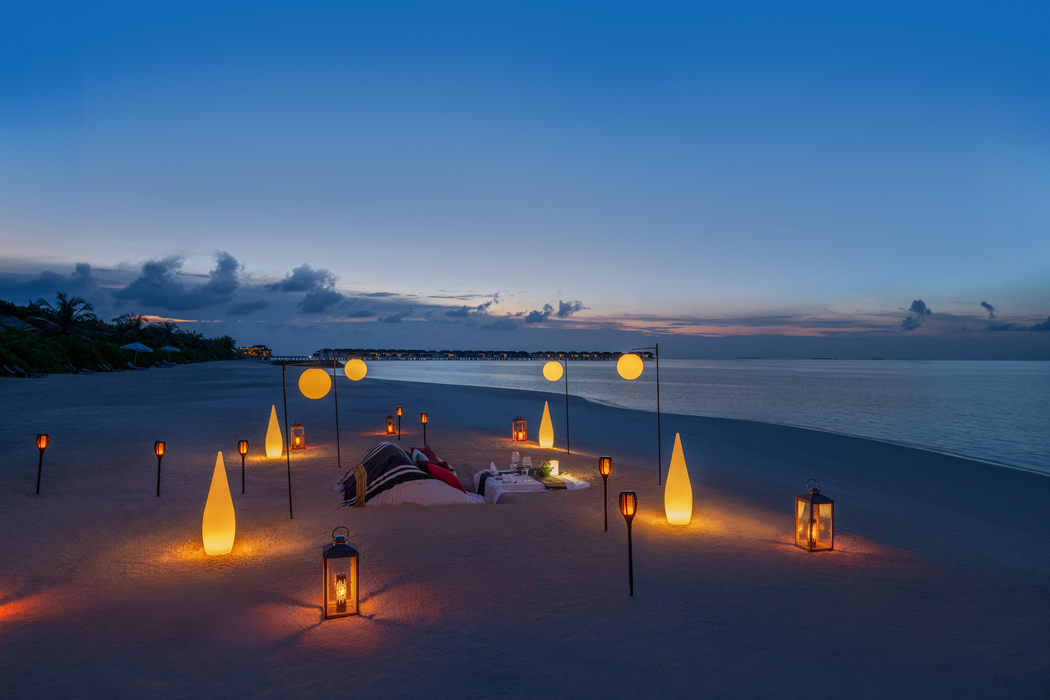 Destination Dining - Le Meridian Maldives Resort and Spa