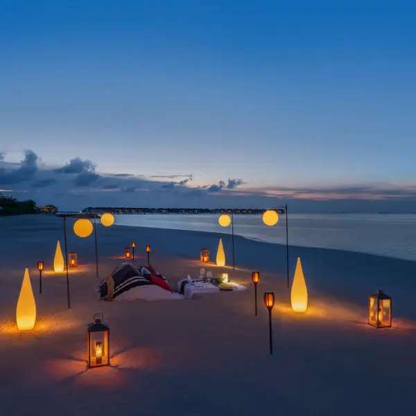 Destination Dining - Le Meridian Maldives Resort and Spa