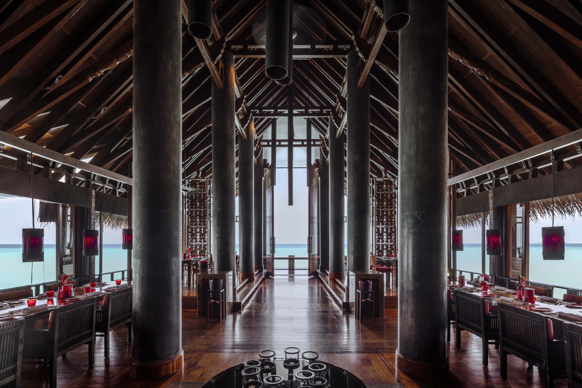 One & Only Reethi Rah - Reethi - Main Area
