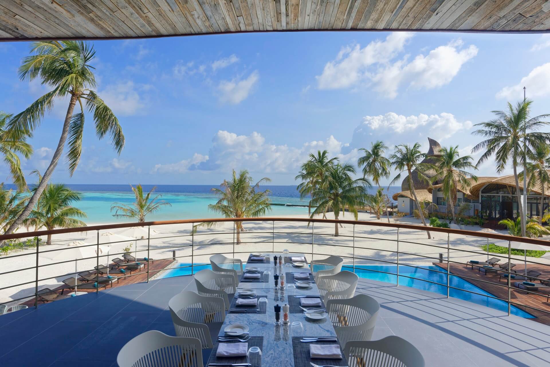 Cielo Outrigger Maldives Maafushivaru