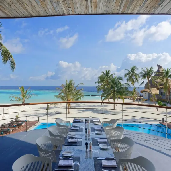 Cielo Outrigger Maldives Maafushivaru